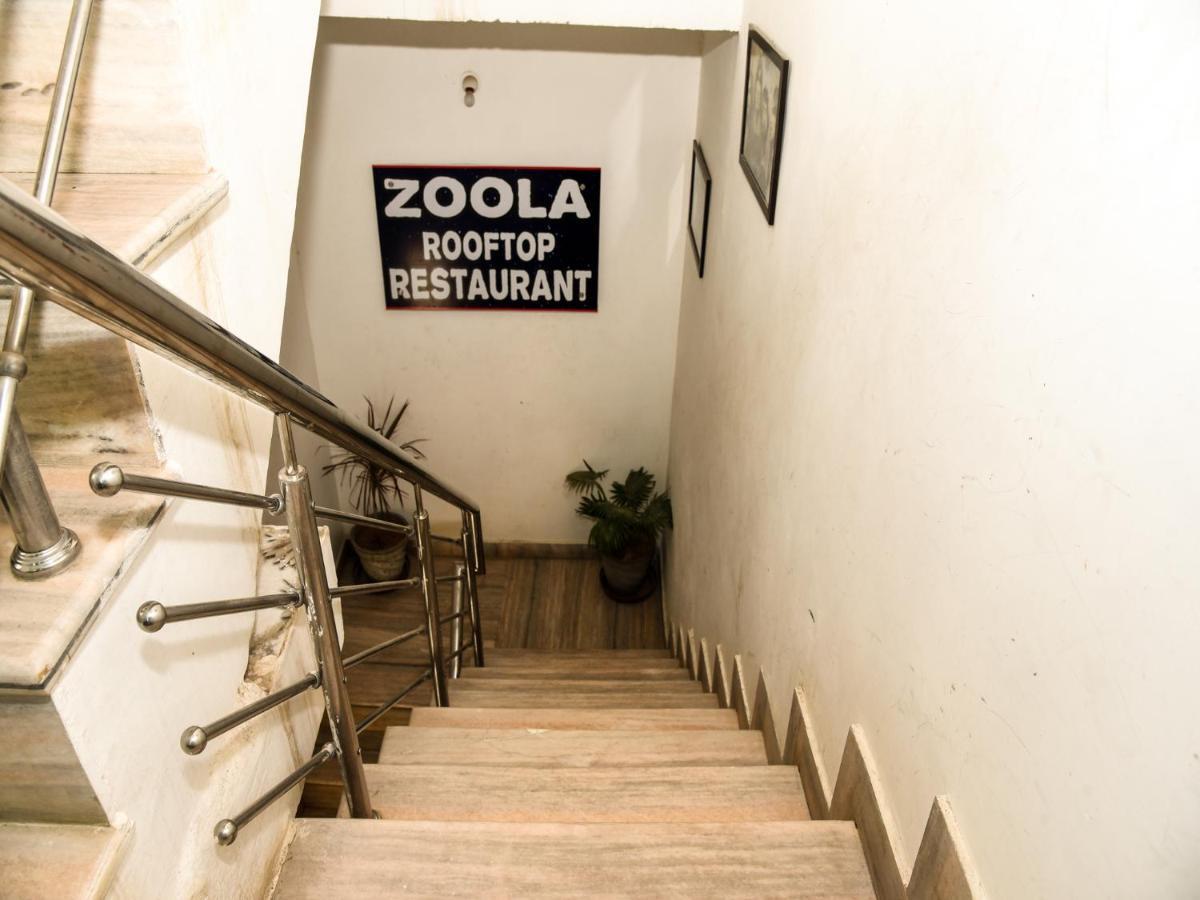 Hotel Zoola Palace Pushkar Bagian luar foto